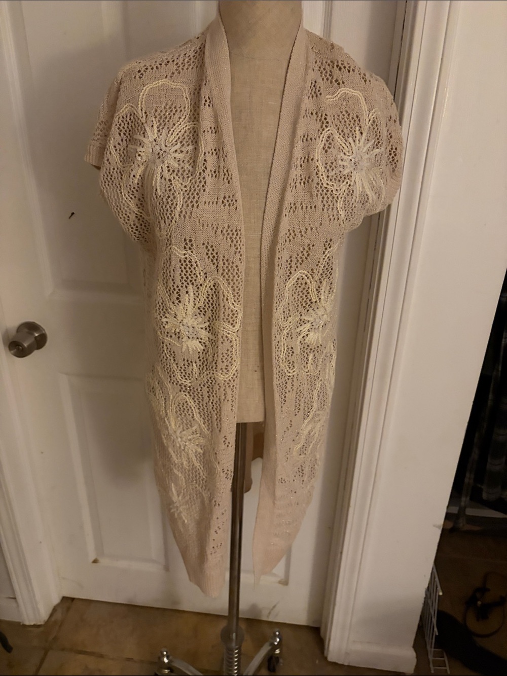 Chico's Cream Open-Front Crochet Knit Shrug